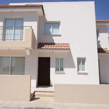 Chara Cynthiana 4 Villa *